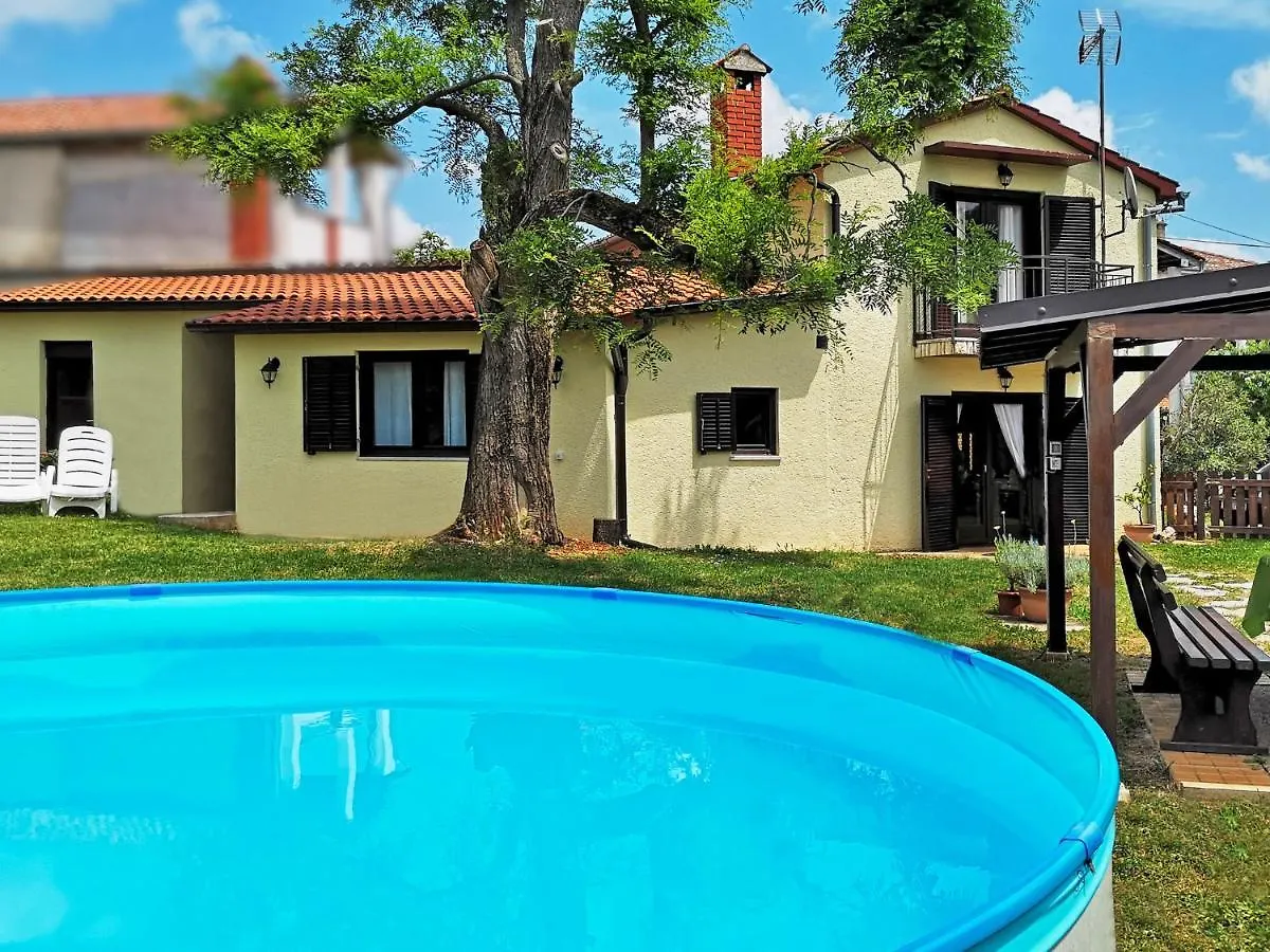 Holiday Home Sara - Prc136 By Interhome Poreč